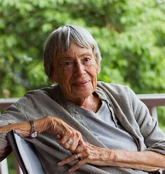 Le Dit d&rsquo;Aka  suivi de Le nom du monde est forêt – Ursula Le Guin – Robert Laffont 